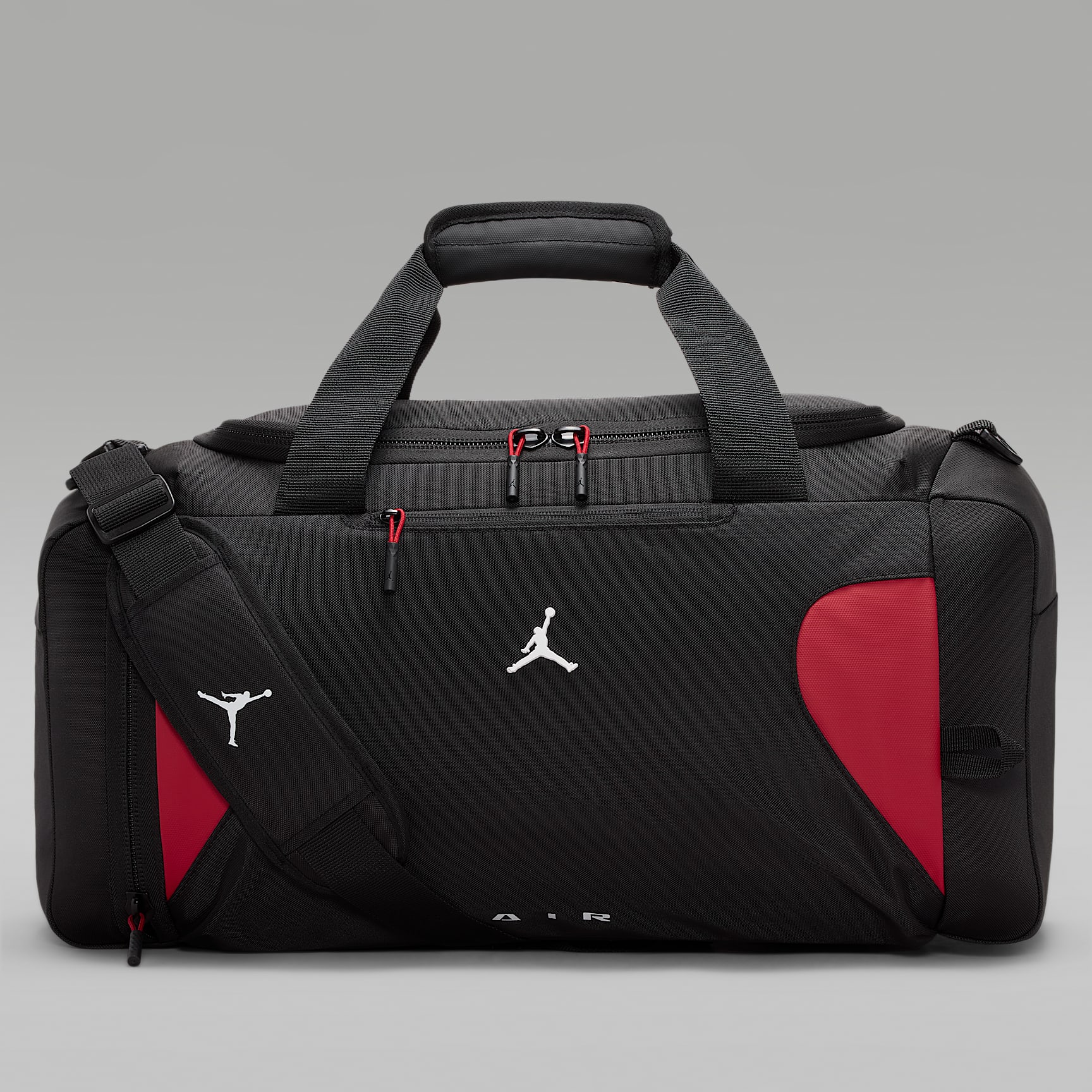 Jordan Duffel (48.5L). Nike LU